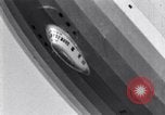 Image USS Akron avec plusieurs Consolidated N2Y-1 les avions en vol New Jersey United States USA, 1932, de la seconde 59 séquences d'archives historiques vidéo 65675031711