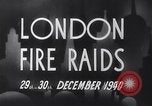 Image Nazi raid aérien incendiaires London England Royaume-Uni, 1940, de la seconde 10 séquences d'archives historiques vidéo 65675031712