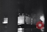 Image Nazi raid aérien incendiaires London England Royaume-Uni, 1940, de la seconde 28 séquences d'archives historiques vidéo 65675031712