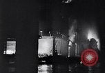 Image Nazi raid aérien incendiaires London England Royaume-Uni, 1940, de la seconde 29 séquences d'archives historiques vidéo 65675031712