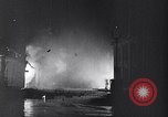 Image Nazi raid aérien incendiaires London England Royaume-Uni, 1940, de la seconde 36 séquences d'archives historiques vidéo 65675031712