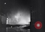Image Nazi raid aérien incendiaires London England Royaume-Uni, 1940, de la seconde 38 séquences d'archives historiques vidéo 65675031712
