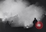 Image Nazi raid aérien incendiaires London England Royaume-Uni, 1940, de la seconde 60 séquences d'archives historiques vidéo 65675031712
