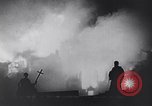 Image Nazi raid aérien incendiaires London England Royaume-Uni, 1940, de la seconde 61 séquences d'archives historiques vidéo 65675031712