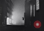 Immagine di Incendi a Londra dopo il tedesco blitz incursioni seconda guerra mondiale Londra Inghilterra Regno Unito, 1940, secondo 41 filmato di repertorio 65675031713