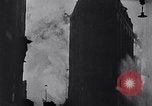 Standbild Blitzkrieg über London London England Vereinigtes Königreich, 1940, aus Sekunde 6 historischem Filmmaterial Videoclip 65675031715