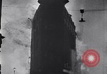 Standbild Blitzkrieg über London London England Vereinigtes Königreich, 1940, aus Sekunde 10 historischem Filmmaterial Videoclip 65675031715