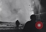 Standbild Blitzkrieg über London London England Vereinigtes Königreich, 1940, aus Sekunde 19 historischem Filmmaterial Videoclip 65675031715
