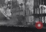Standbild Blitzkrieg über London London England Vereinigtes Königreich, 1940, aus Sekunde 22 historischem Filmmaterial Videoclip 65675031715