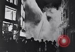 Standbild Blitzkrieg über London London England Vereinigtes Königreich, 1940, aus Sekunde 61 historischem Filmmaterial Videoclip 65675031715