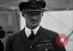 Standbild Lieutenant Greig Southampton England, 1929, aus Sekunde 19 historischem Filmmaterial Videoclip 65675031720