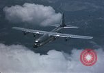 Standbild Lockheed C-130B Hercules United States USA, 1960, aus Sekunde 22 historischem Filmmaterial Videoclip 65675031738