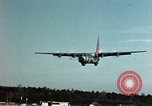 Standbild Lockheed C-130B Hercules United States USA, 1960, aus Sekunde 35 historischem Filmmaterial Videoclip 65675031738