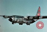Standbild Lockheed C-130B Hercules United States USA, 1960, aus Sekunde 38 historischem Filmmaterial Videoclip 65675031738
