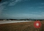 Standbild Lockheed C-130B Hercules United States USA, 1960, aus Sekunde 53 historischem Filmmaterial Videoclip 65675031738