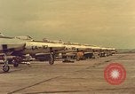 Standbild RF-84F Thunderflash Berlin Deutschland, 1959, aus Sekunde 17 historischem Filmmaterial Videoclip 65675031748