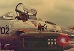 Standbild RF-84F Thunderflash Berlin Deutschland, 1959, aus Sekunde 46 historischem Filmmaterial Videoclip 65675031748