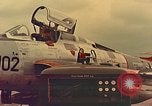 Standbild RF-84F Thunderflash Berlin Deutschland, 1959, aus Sekunde 49 historischem Filmmaterial Videoclip 65675031748