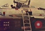 Standbild RF-84F Thunderflash Berlin Deutschland, 1959, aus Sekunde 62 historischem Filmmaterial Videoclip 65675031748
