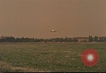 Immagine di C-47 Skytrain Berlino Germania, 1959, secondo 3 filmato di repertorio 65675031749