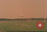 Immagine di C-47 Skytrain Berlino Germania, 1959, secondo 30 filmato di repertorio 65675031749