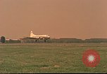 Immagine di C-47 Skytrain Berlino Germania, 1959, secondo 35 filmato di repertorio 65675031749