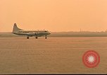 Immagine di C-47 Skytrain Berlino Germania, 1959, secondo 47 filmato di repertorio 65675031749