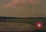 Standbild C-47 Skytrain Berlin Deutschland, 1959, aus Sekunde 6 historischem Filmmaterial Videoclip 65675031750
