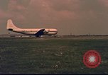 Standbild C-47 Skytrain Berlin Deutschland, 1959, aus Sekunde 18 historischem Filmmaterial Videoclip 65675031750