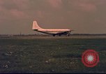 Standbild C-47 Skytrain Berlin Deutschland, 1959, aus Sekunde 19 historischem Filmmaterial Videoclip 65675031750