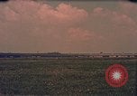 Standbild C-47 Skytrain Berlin Deutschland, 1959, aus Sekunde 28 historischem Filmmaterial Videoclip 65675031750