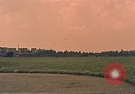 Standbild C-47 Skytrain Berlin Deutschland, 1959, aus Sekunde 33 historischem Filmmaterial Videoclip 65675031750