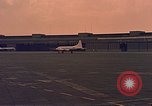 Standbild C-47 Skytrain Berlin Deutschland, 1959, aus Sekunde 51 historischem Filmmaterial Videoclip 65675031750