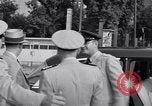Standbild Charles eine Halleck Wiesbaden Deutschland, 1955, aus Sekunde 29 historischem Filmmaterial Videoclip 65675031763