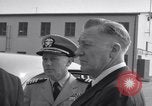 Standbild Charles eine Halleck Wiesbaden Deutschland, 1955, aus Sekunde 62 historischem Filmmaterial Videoclip 65675031763