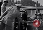 Standbild Charles eine Halleck Wiesbaden Deutschland, 1955, aus Sekunde 46 historischem Filmmaterial Videoclip 65675031764