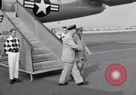 Standbild Alfred Gruenther M Wiesbaden Deutschland, 1955, aus Sekunde 10 historischem Filmmaterial Videoclip 65675031766