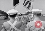 Standbild Alfred Gruenther M Wiesbaden Deutschland, 1955, aus Sekunde 25 historischem Filmmaterial Videoclip 65675031766