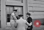 Standbild Charles R Deane Wiesbaden Deutschland, 1955, aus Sekunde 16 historischem Filmmaterial Videoclip 65675031767