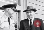 Standbild Charles R Deane Wiesbaden Deutschland, 1955, aus Sekunde 23 historischem Filmmaterial Videoclip 65675031767