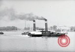 Image le trafic sur le Rhin Wiesbaden Allemagne, 1954, de la seconde 6 séquences d'archives historiques vidéo 65675031783