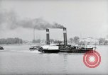 Image le trafic sur le Rhin Wiesbaden Allemagne, 1954, de la seconde 7 séquences d'archives historiques vidéo 65675031783