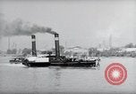 Image le trafic sur le Rhin Wiesbaden Allemagne, 1954, de la seconde 14 séquences d'archives historiques vidéo 65675031783
