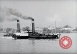 Image le trafic sur le Rhin Wiesbaden Allemagne, 1954, de la seconde 22 séquences d'archives historiques vidéo 65675031783