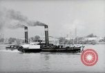 Image le trafic sur le Rhin Wiesbaden Allemagne, 1954, de la seconde 23 séquences d'archives historiques vidéo 65675031783