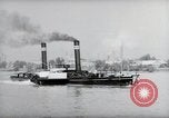 Image le trafic sur le Rhin Wiesbaden Allemagne, 1954, de la seconde 24 séquences d'archives historiques vidéo 65675031783