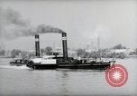 Image le trafic sur le Rhin Wiesbaden Allemagne, 1954, de la seconde 25 séquences d'archives historiques vidéo 65675031783
