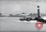 Image le trafic sur le Rhin Wiesbaden Allemagne, 1954, de la seconde 45 séquences d'archives historiques vidéo 65675031783