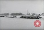 Image le trafic sur le Rhin Wiesbaden Allemagne, 1954, de la seconde 52 séquences d'archives historiques vidéo 65675031783