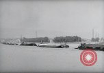 Image le trafic sur le Rhin Wiesbaden Allemagne, 1954, de la seconde 54 séquences d'archives historiques vidéo 65675031783